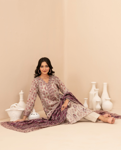 UNSTICHED RUMEHA CATALOGUE BEIGE